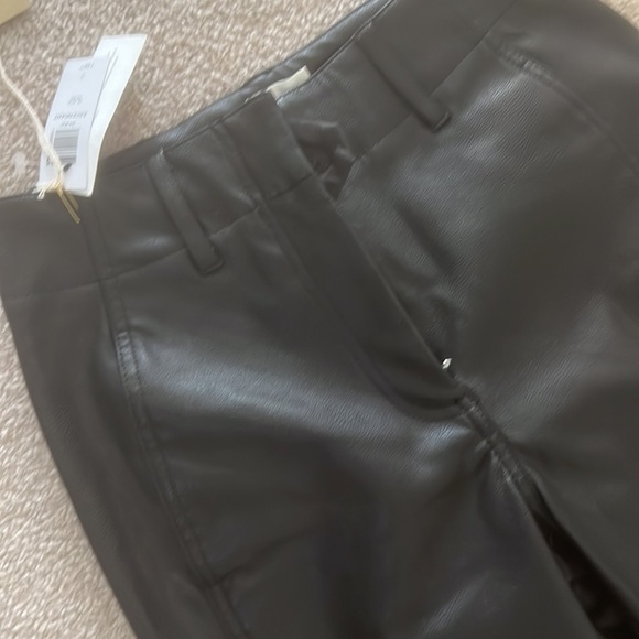 Brand New Aritzia Ascendant Pants - Black Leather (faux) - Picture 4 of 7